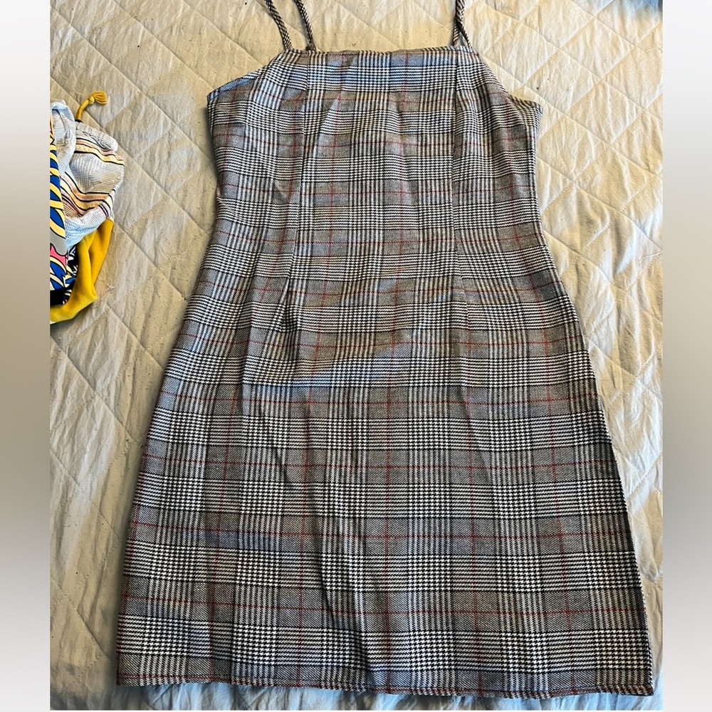 No brand. Plaid dress. Size medium